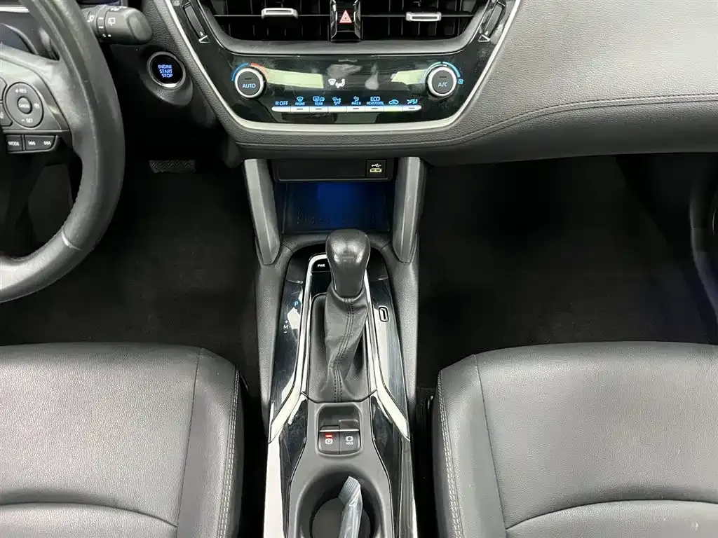 Toyota Corolla Cross 2022 из CN, фото 5