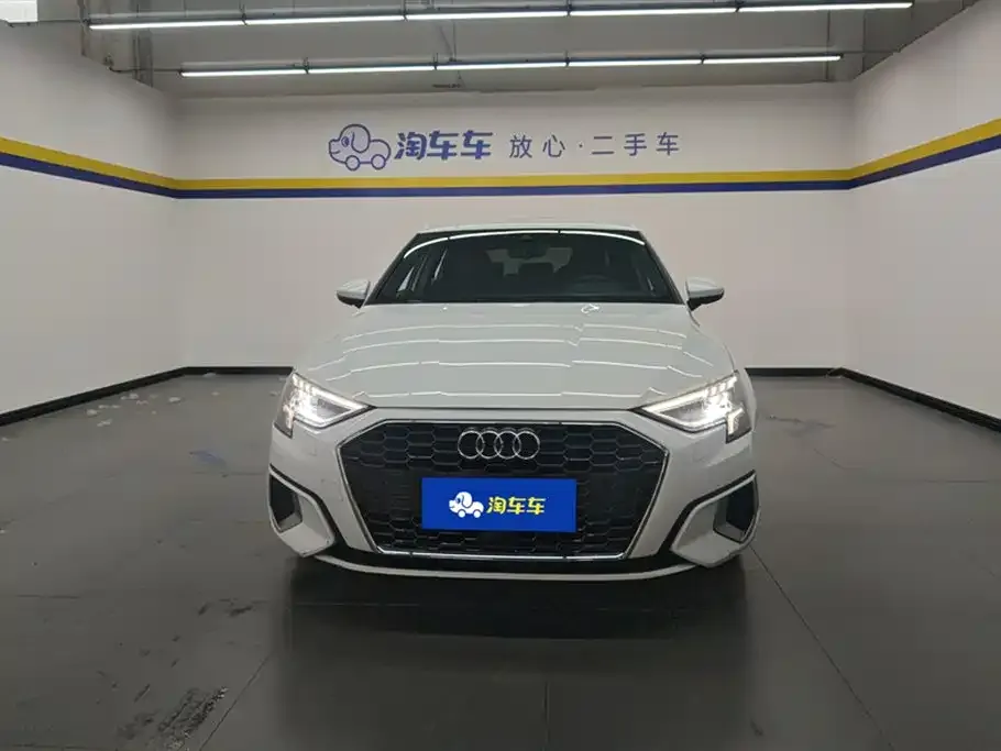 Audi A3 2022 из CN, фото 2