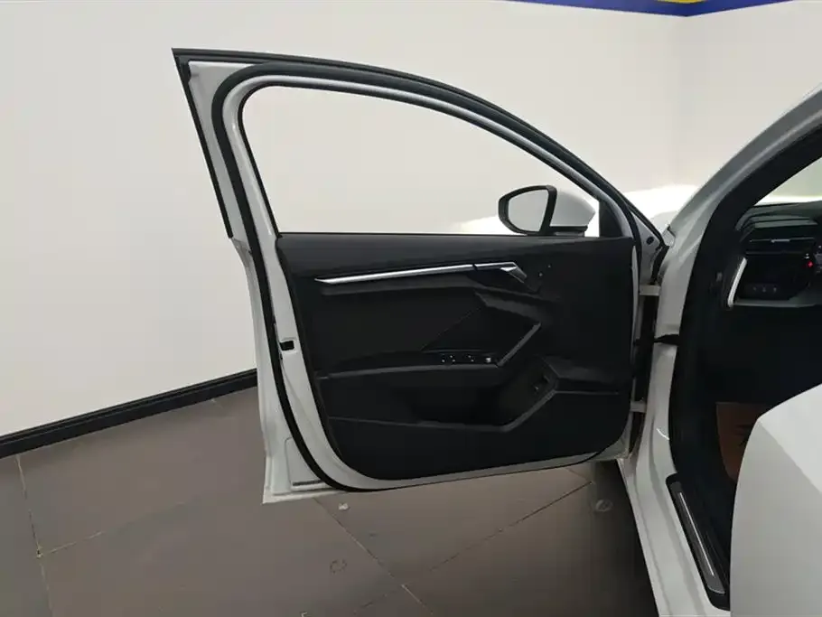 Audi A3 2022 из CN, фото 7