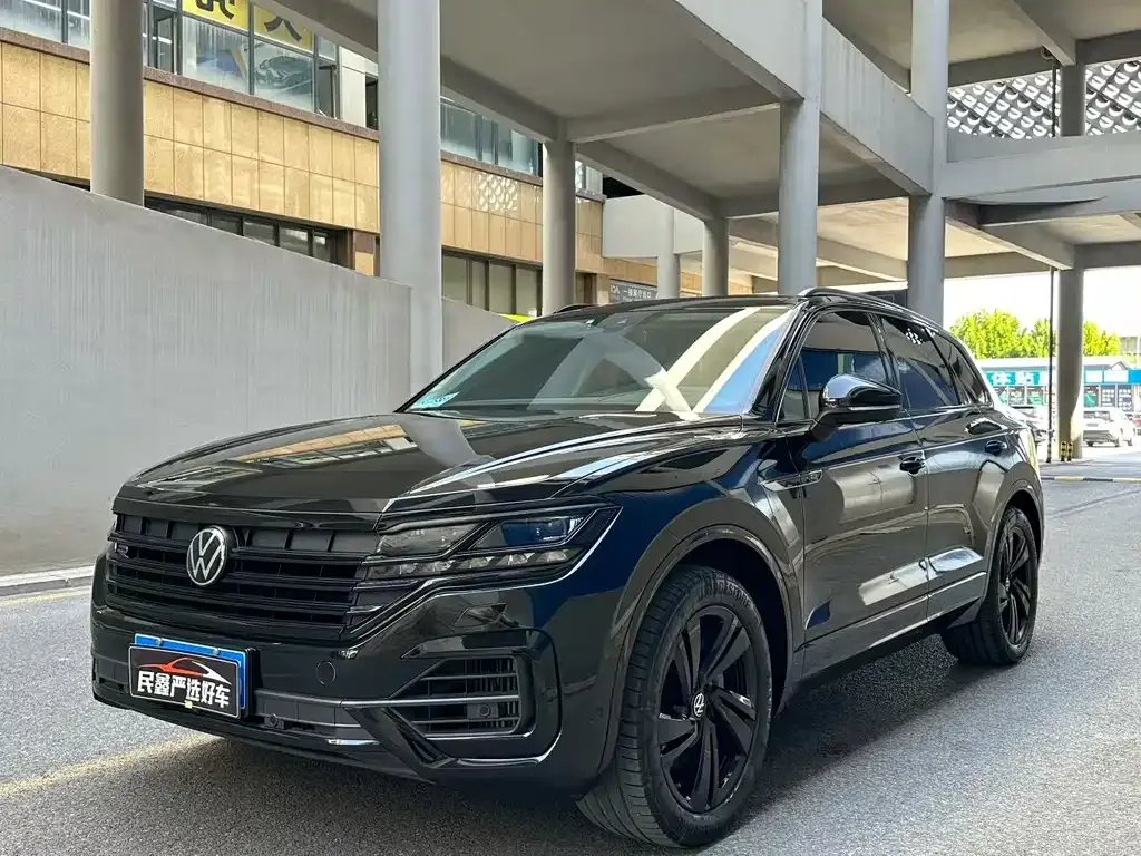 Volkswagen Touareg 2023 из CN, фото 1