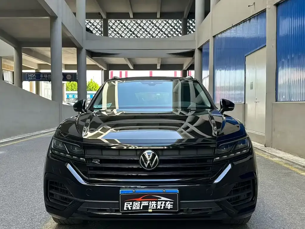 Volkswagen Touareg 2023 из CN, фото 2