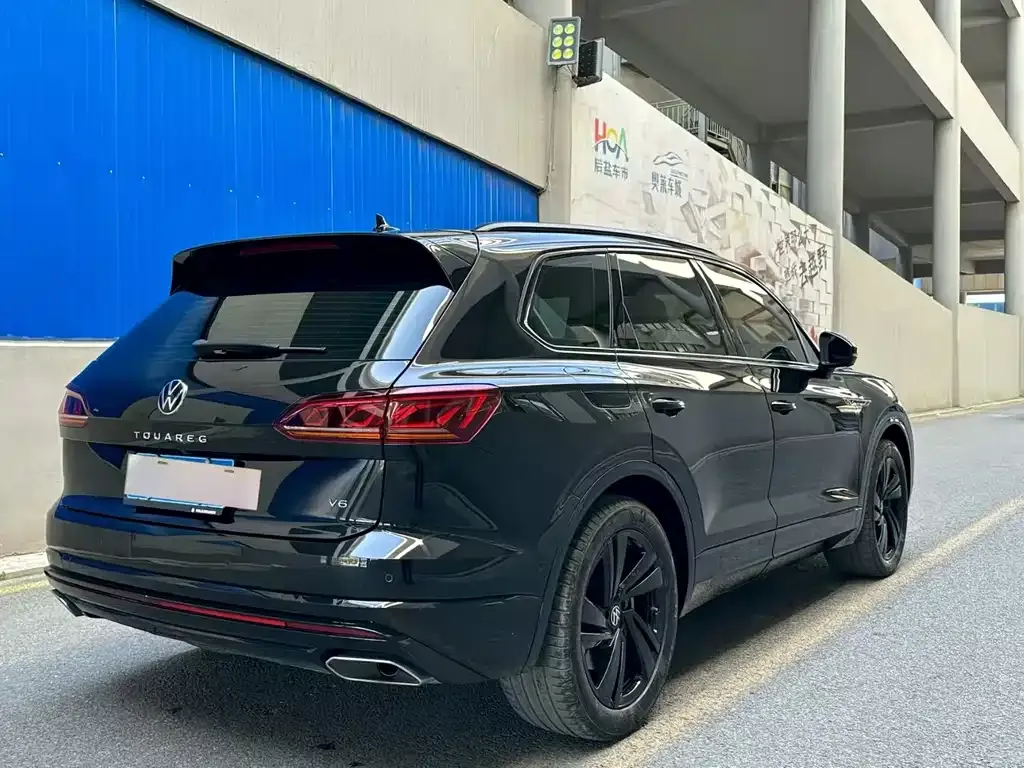Volkswagen Touareg 2023 из CN, фото 5