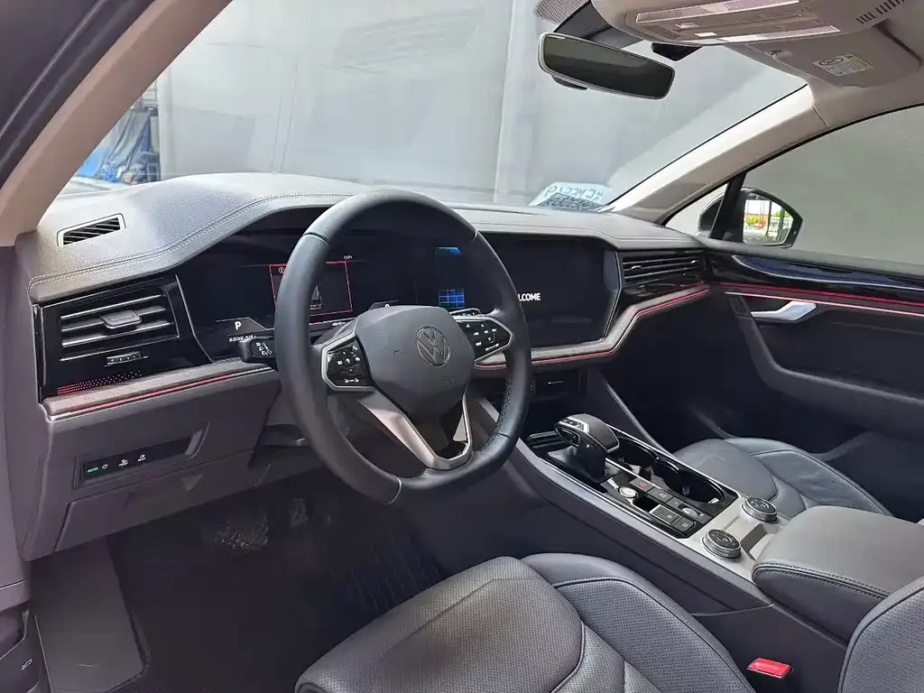 Volkswagen Touareg 2023 из CN, фото 7
