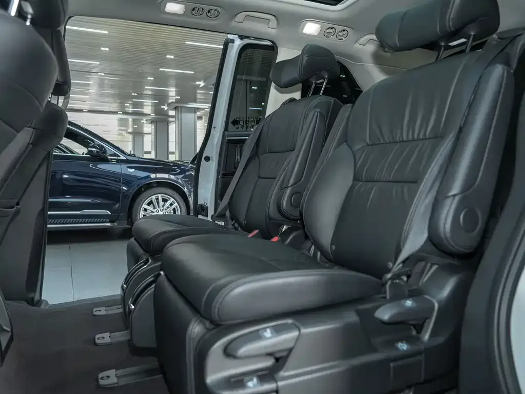 Honda Odyssey 2021 из CN, фото 10