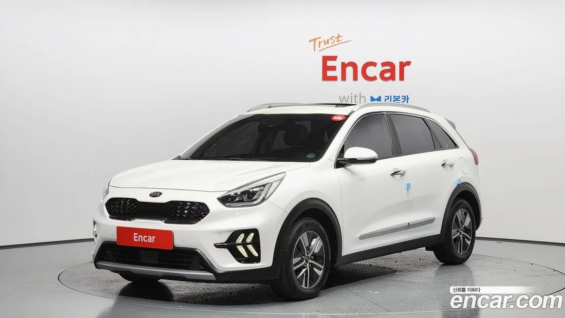 Kia Niro — фото 1