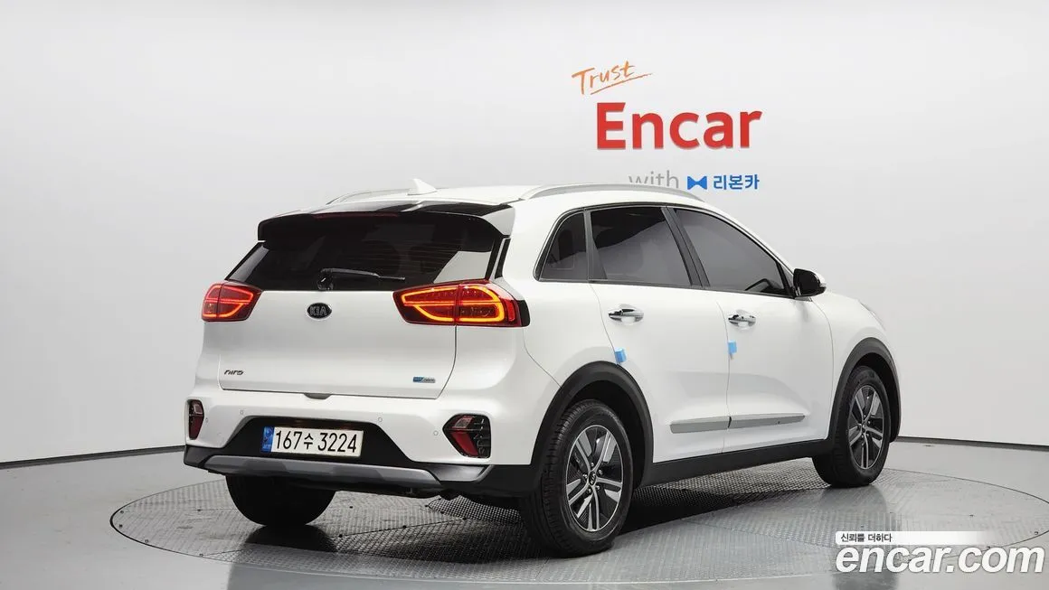 Kia Niro — фото 2