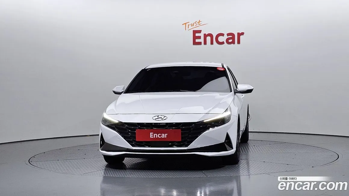 Hyundai AVANTE — фото 3