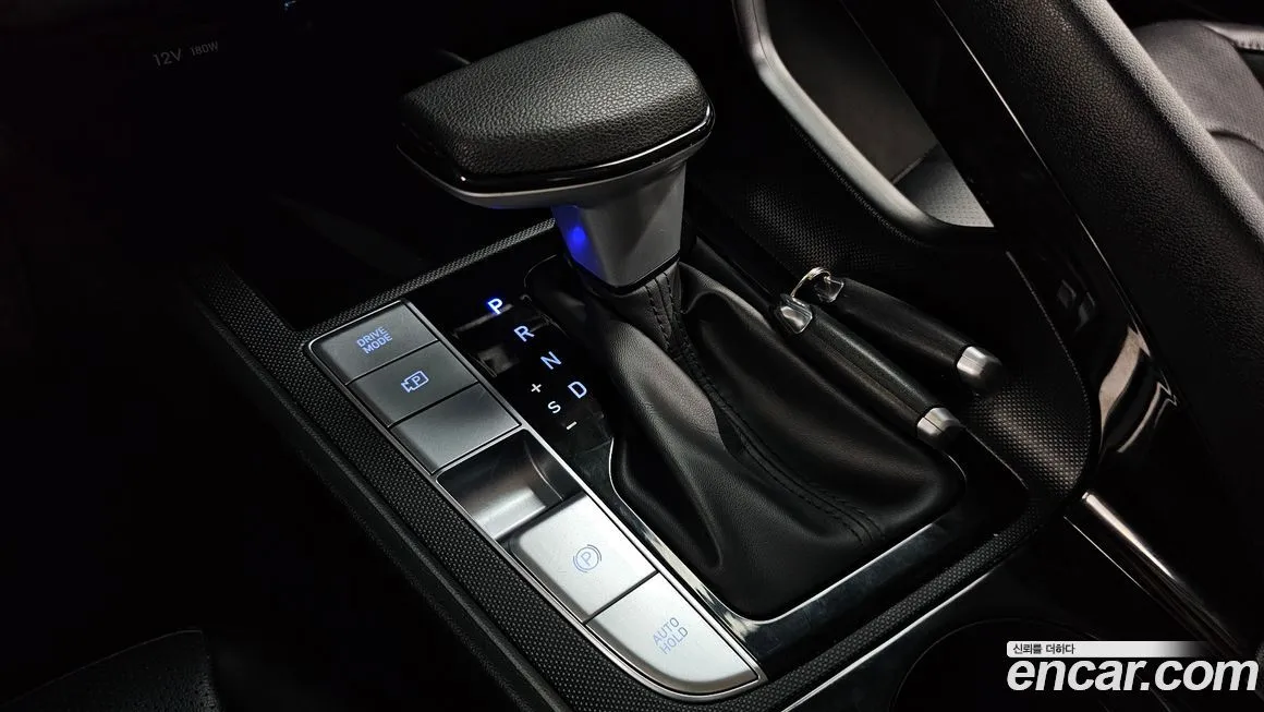 Hyundai AVANTE — фото 9