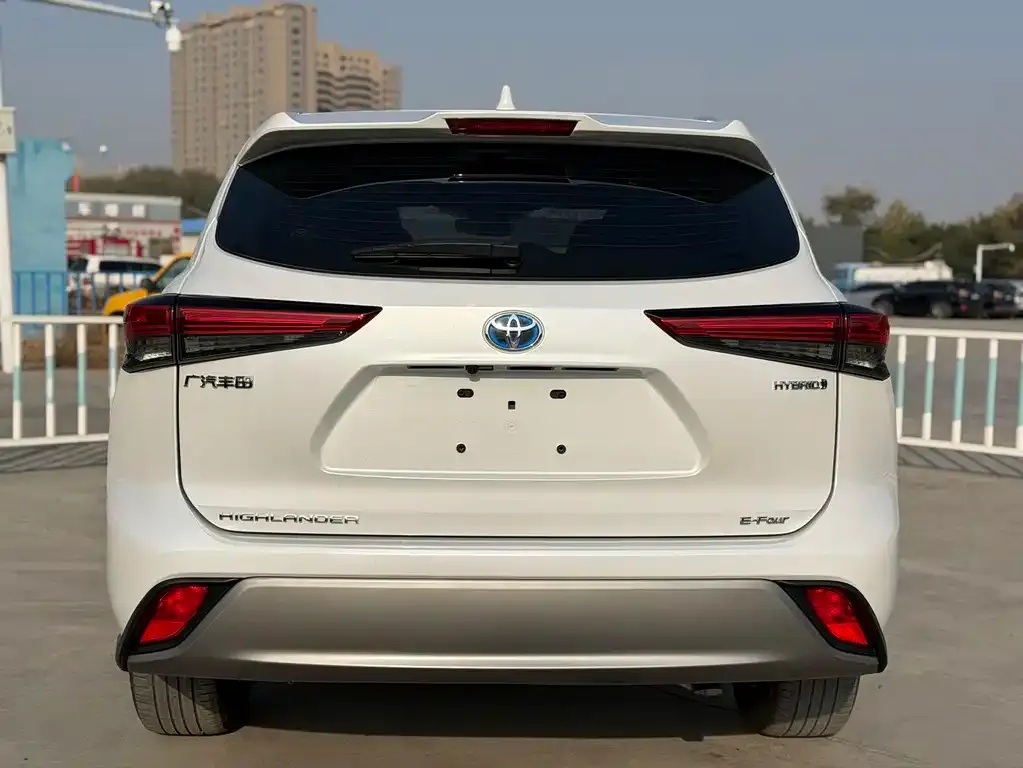 Toyota Highlander 2023 из CN, фото 8