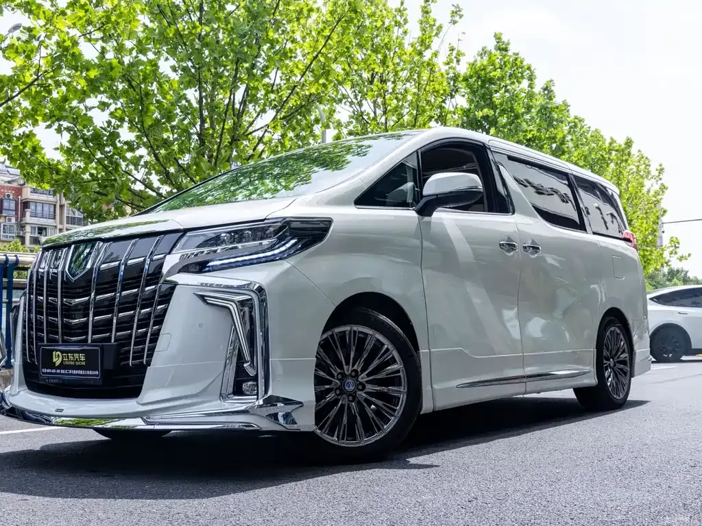 Toyota Alphard 2022 из CN, фото 2