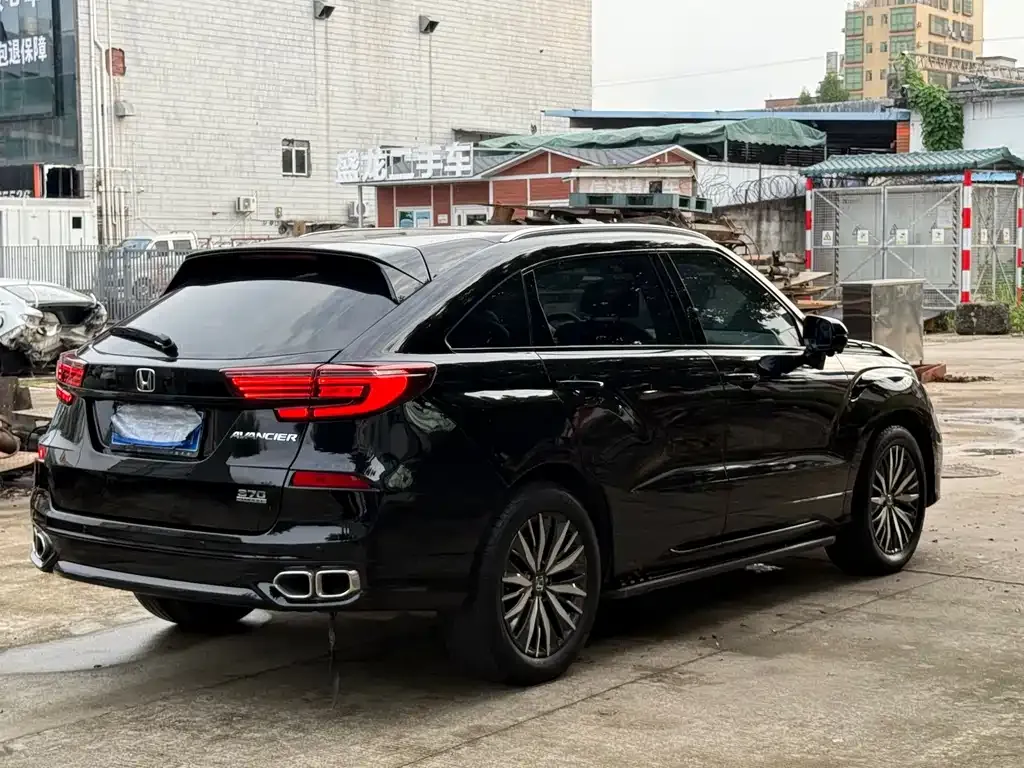 Honda Avancier 2023 из CN, фото 4