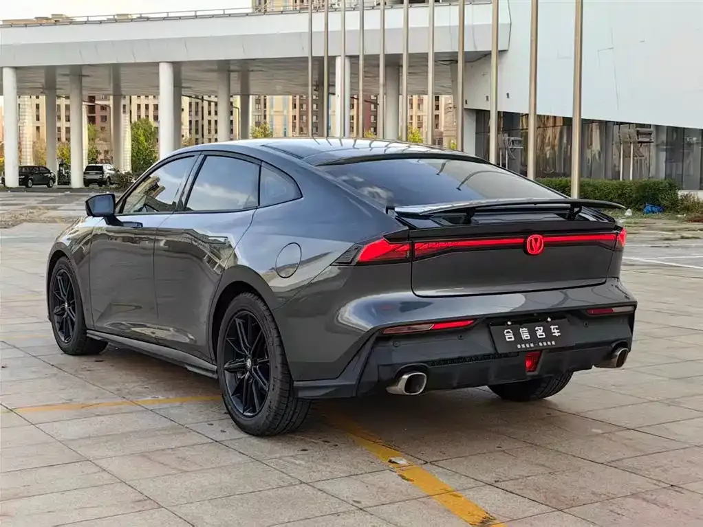 Changan UNI-V 2023 из CN, фото 4