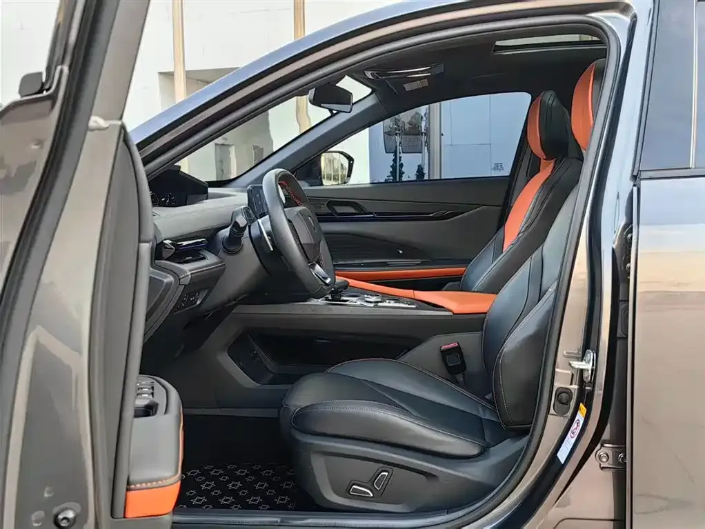 Changan UNI-V 2023 из CN, фото 5
