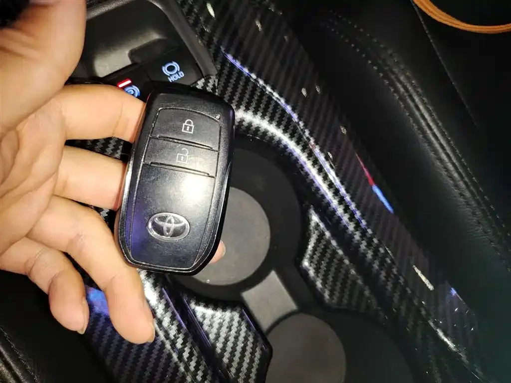 [object Object] Corolla Cross 2022 из CN, фото 9