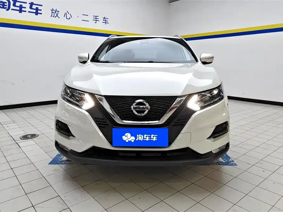Nissan Qashqai 2023 из CN, фото 2