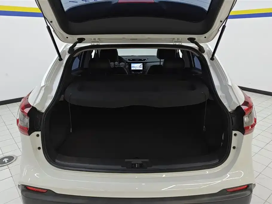 Nissan Qashqai 2023 из CN, фото 4