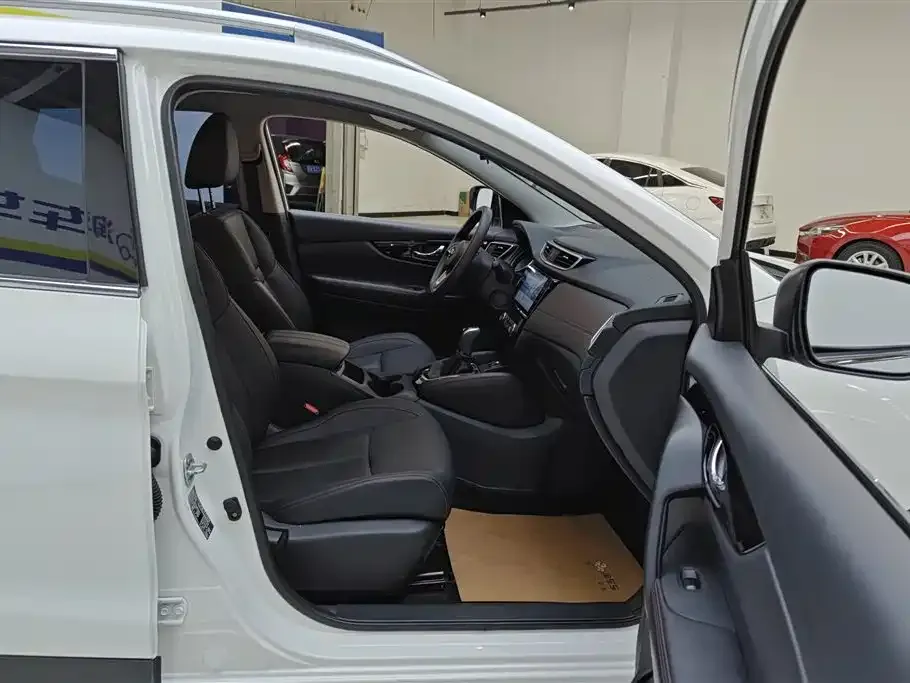 Nissan Qashqai 2023 из CN, фото 8