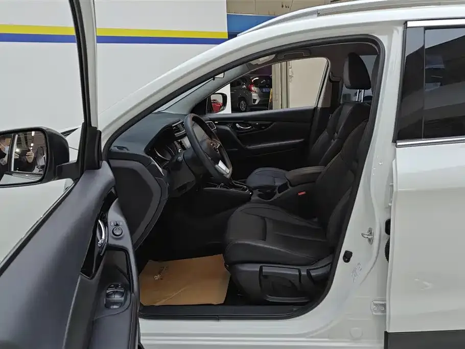 Nissan Qashqai 2023 из CN, фото 9