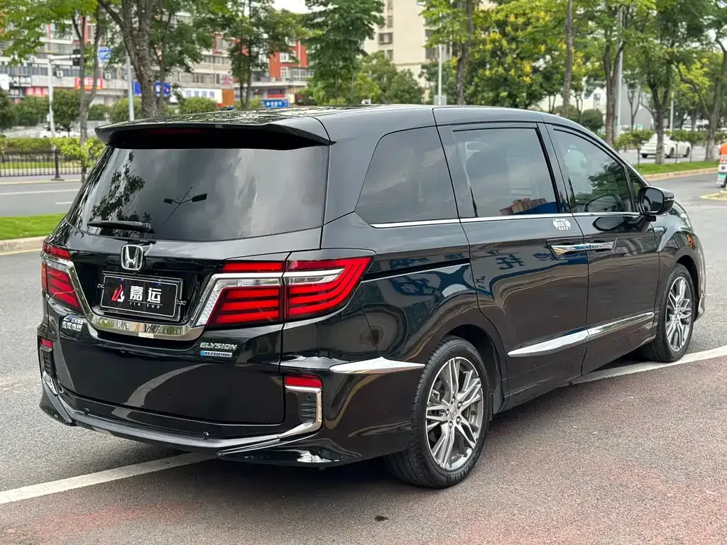 Honda Elysion 2021 из CN, фото 5
