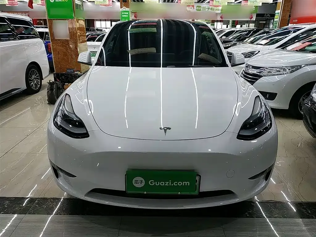 Tesla Model Y — фото 3