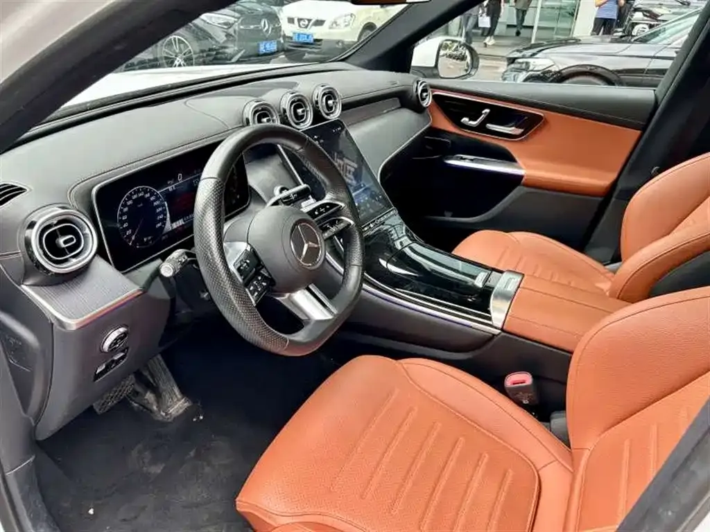 Mercedes-Benz GLC 2023 из CN, фото 10