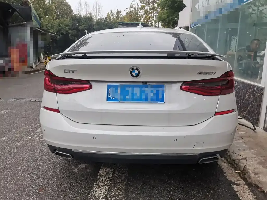 BMW 6 Series GT 2023 из CN, фото 3
