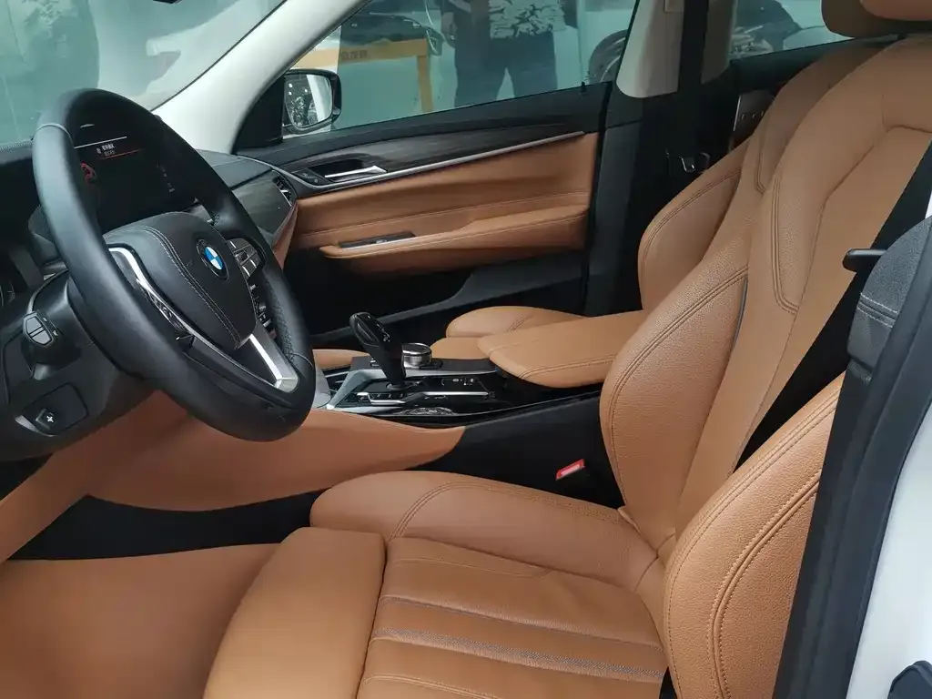 BMW 6 Series GT 2023 из CN, фото 5
