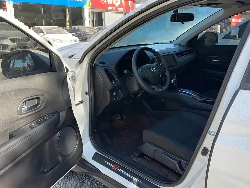 Honda Vezel 2022 из CN, фото 10