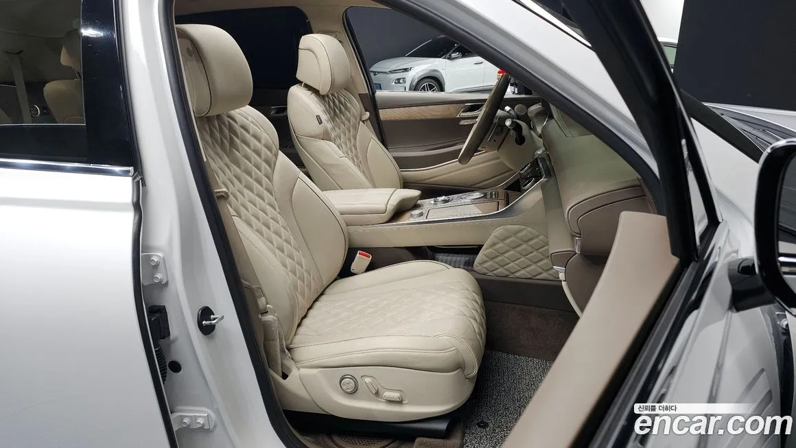 Genesis GV80 — фото 10