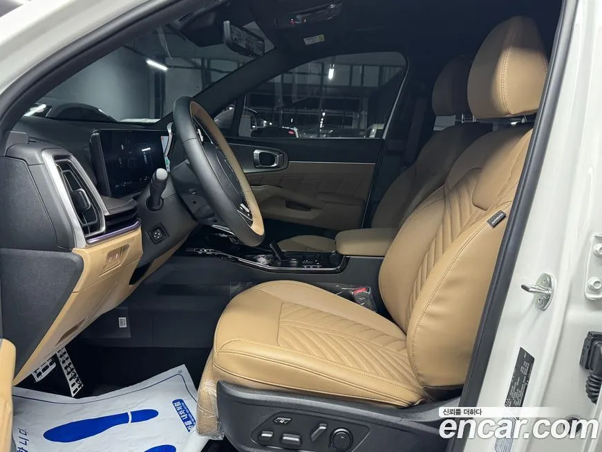 Kia Sorento — фото 9