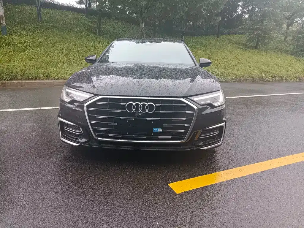 Audi A6L 2024 из CN, фото 2