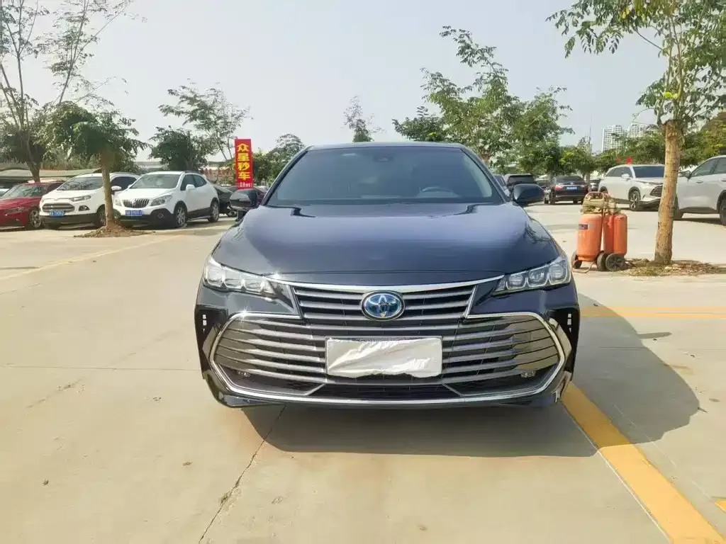 Toyota Avalon 2023 из CN, фото 1