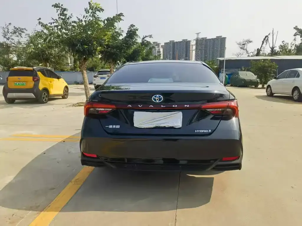 Toyota Avalon 2023 из CN, фото 8