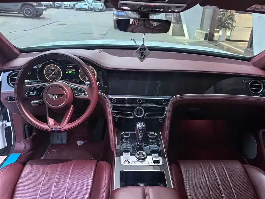 Bentley Flying Spur PHEV 2023 из CN, фото 7