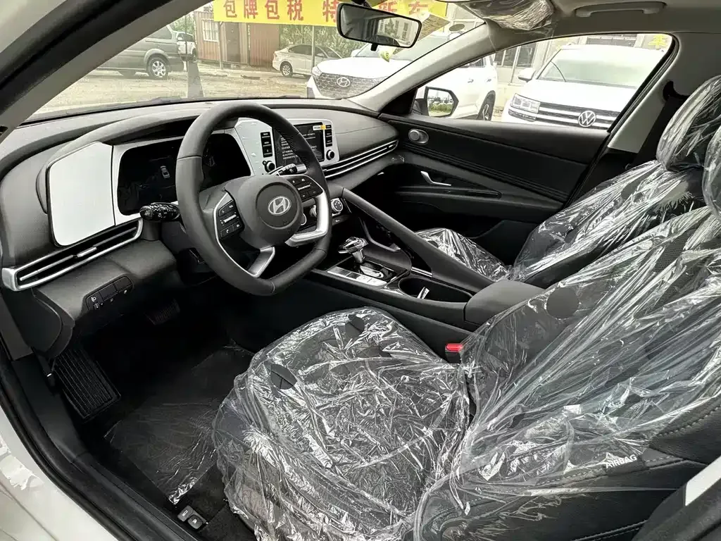 Hyundai Elantra 2025 из CN, фото 5