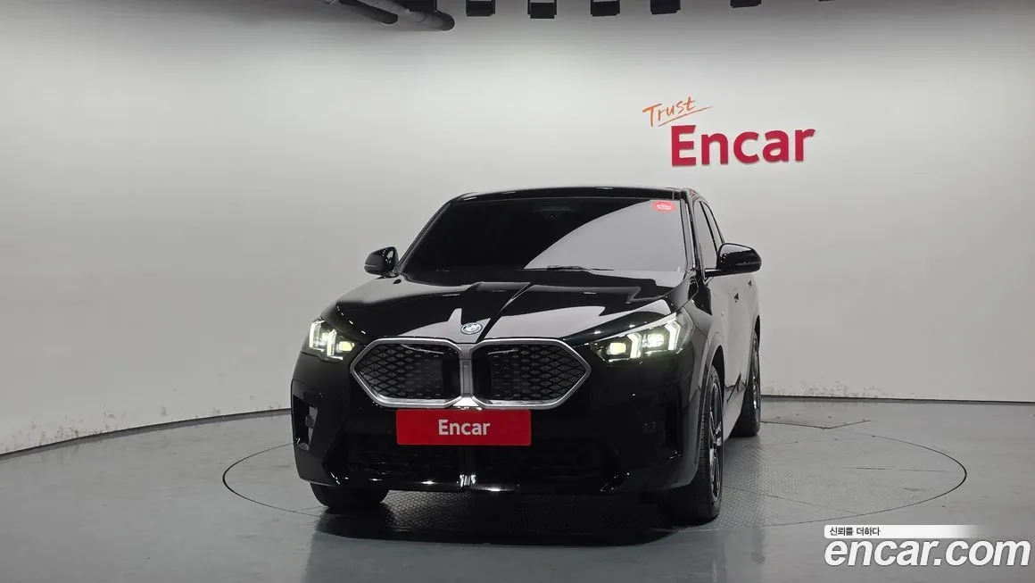 BMW iX2 2024 из KR, фото 3