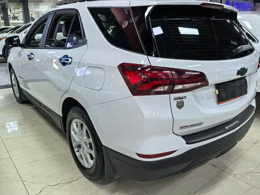 Chevrolet Equinox 2021 из CN, фото 4