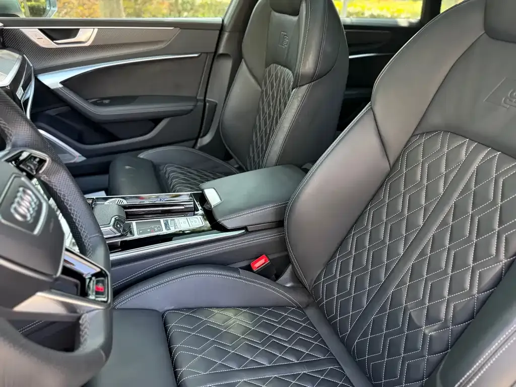 Audi A7 2023 из CN, фото 8