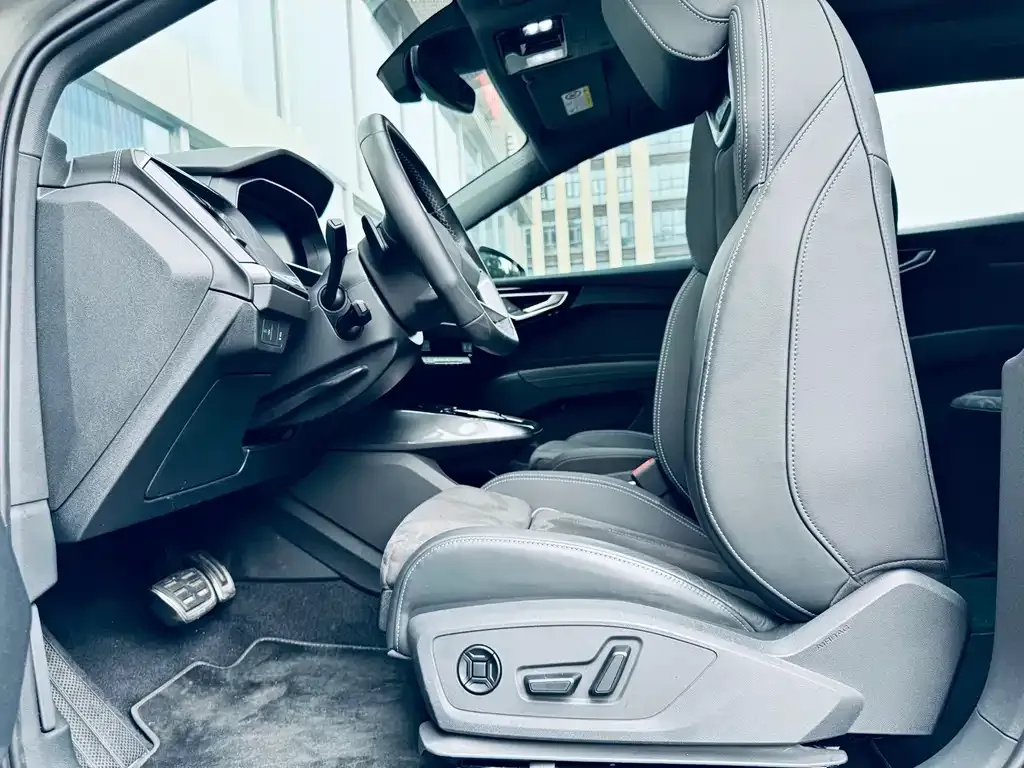 Audi Q4 e-tron 2024 из CN, фото 9