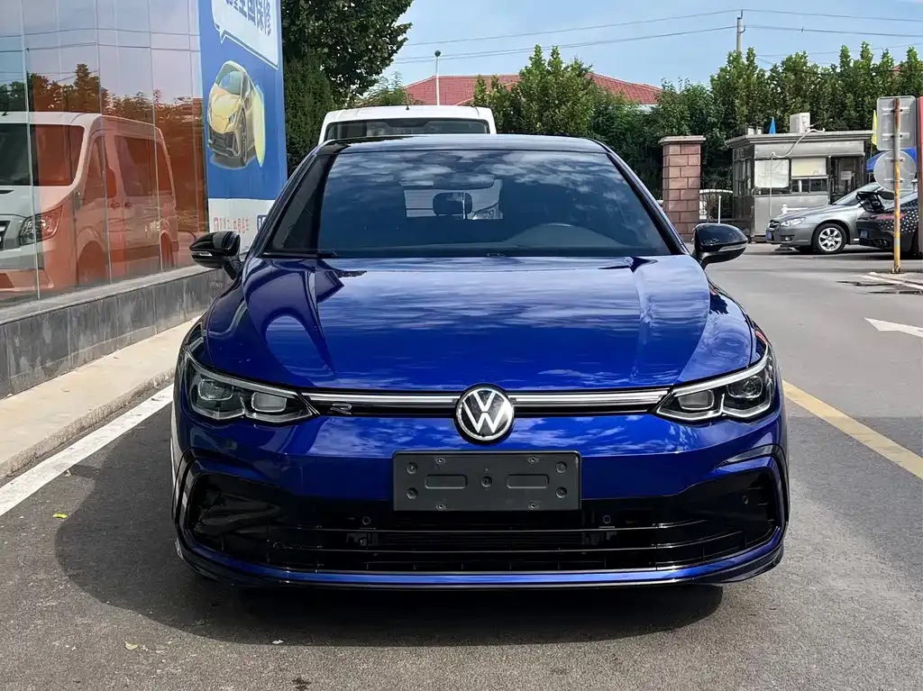 Volkswagen Golf 2021 из CN, фото 2