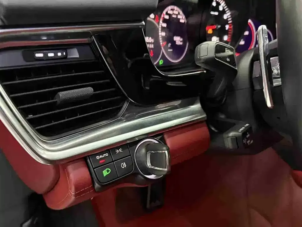 Porsche Panamera 2022 из CN, фото 10