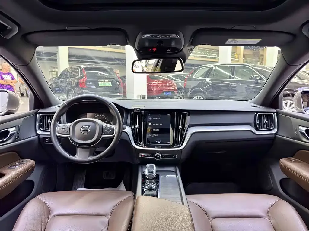 Volvo S60 2022 из CN, фото 9