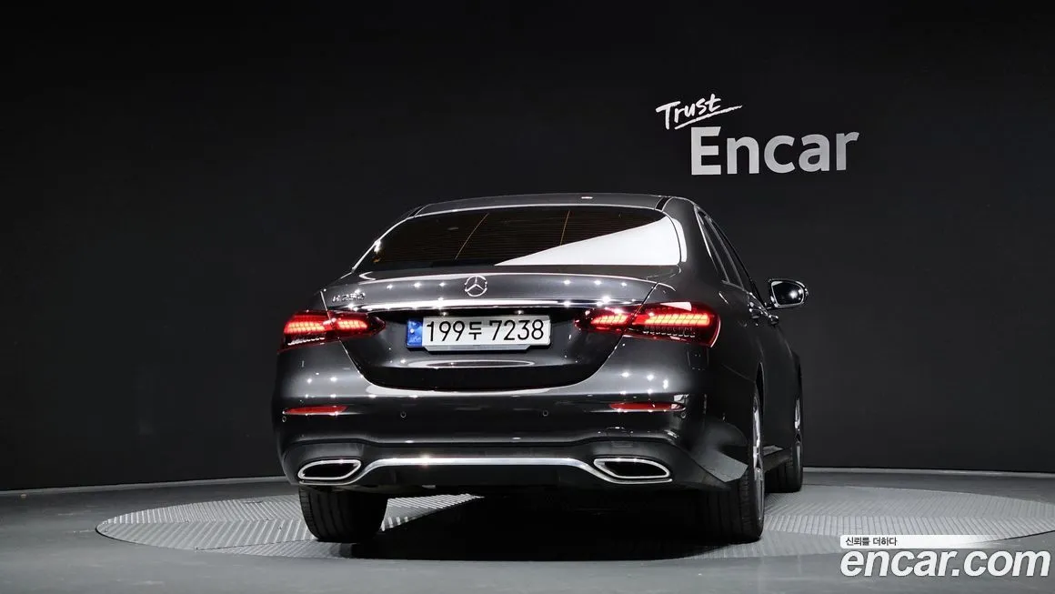 Mercedes-Benz E-Class 2023 из KR, фото 4