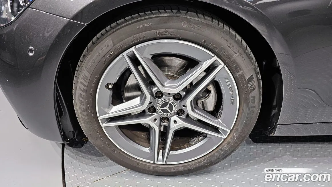 Mercedes-Benz E-Class 2023 из KR, фото 5