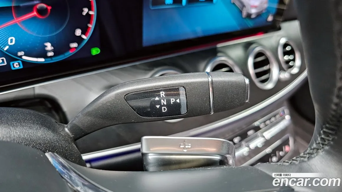 Mercedes-Benz E-Class 2023 из KR, фото 9
