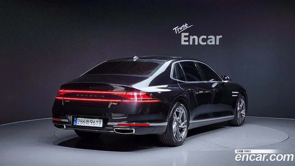 Genesis G90 2022 из KR, фото 2