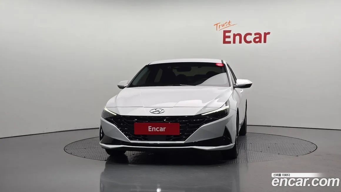 Hyundai AVANTE — фото 3