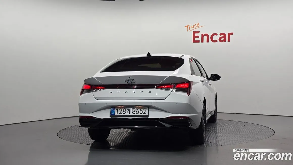 Hyundai AVANTE — фото 4