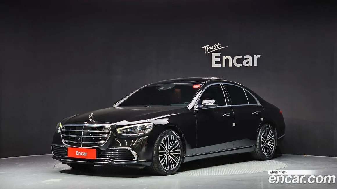 Mercedes-Benz S-Class — фото 1