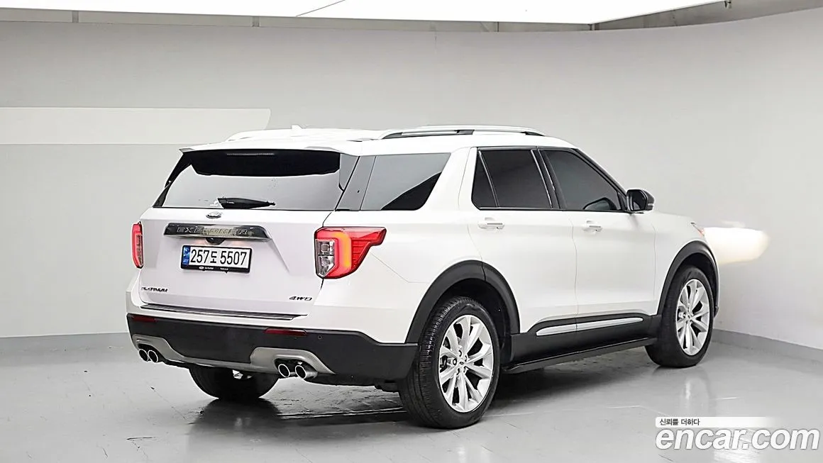 Ford Explorer 2022 из KR, фото 3